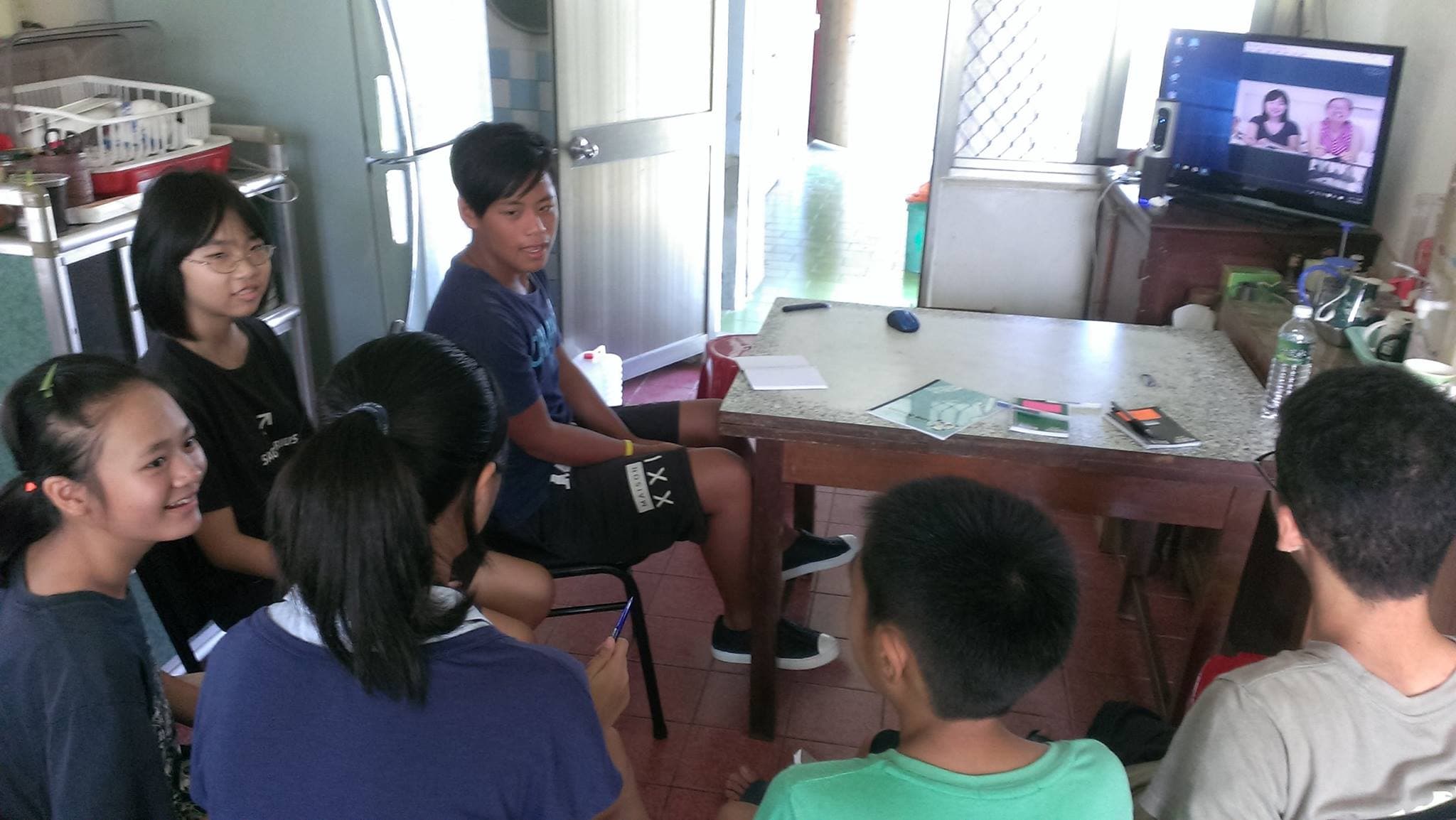 A candid shot during the class in Changbin, Taitung, Taiwan.